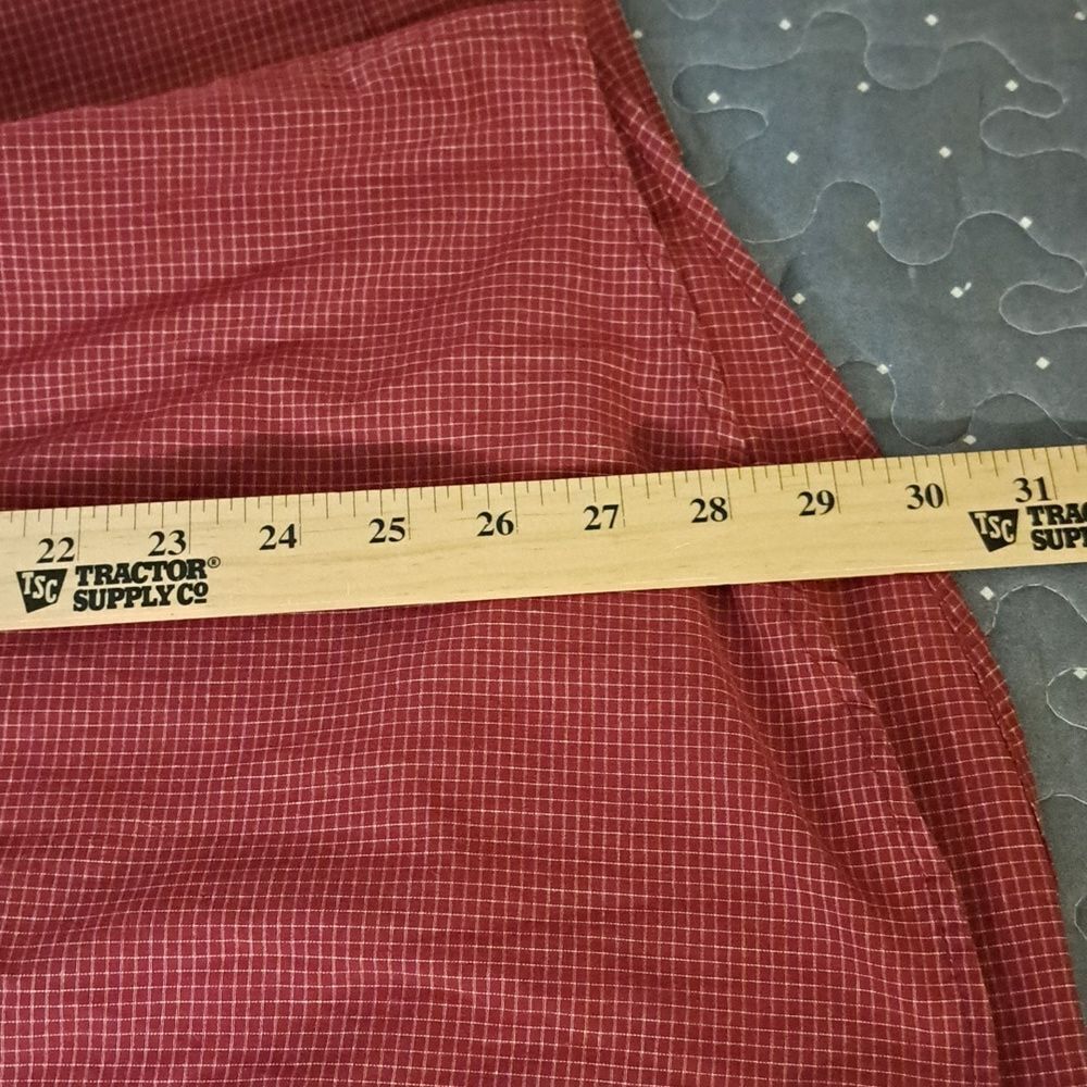 Antigua Men's Red Alabama Button-Down Shirt - Picture 7 of 7